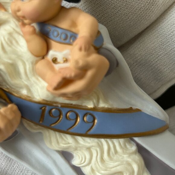 Hallmark Keepsake Ornament 1999 Welcome to 2000 Father Time and Baby New Year - Picture 9 of 16